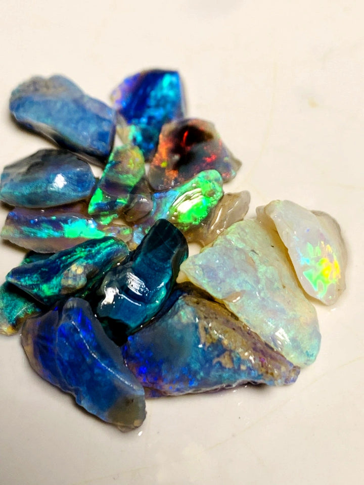 OPAL MONTH SPECIAL Lightning Ridge Little Rough Candy Opal Parcel 25cts Black Dark & Crystal Bright Stunning colourful material to cut 12x7x5mm to 5x4x3mm WSZ94