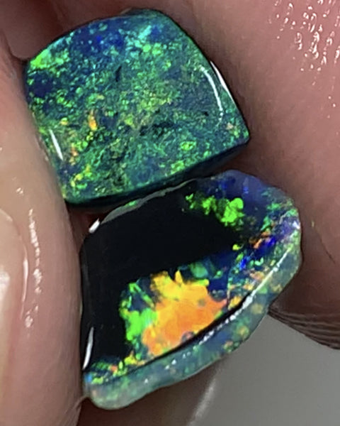 Australian Rough Opal Lightning Ridge Mulga ® Black 2.7ct Little pair RUBs Black base Gorgeous Bright Multi fires 8x6x5mm & 7x6x4mm ET6297