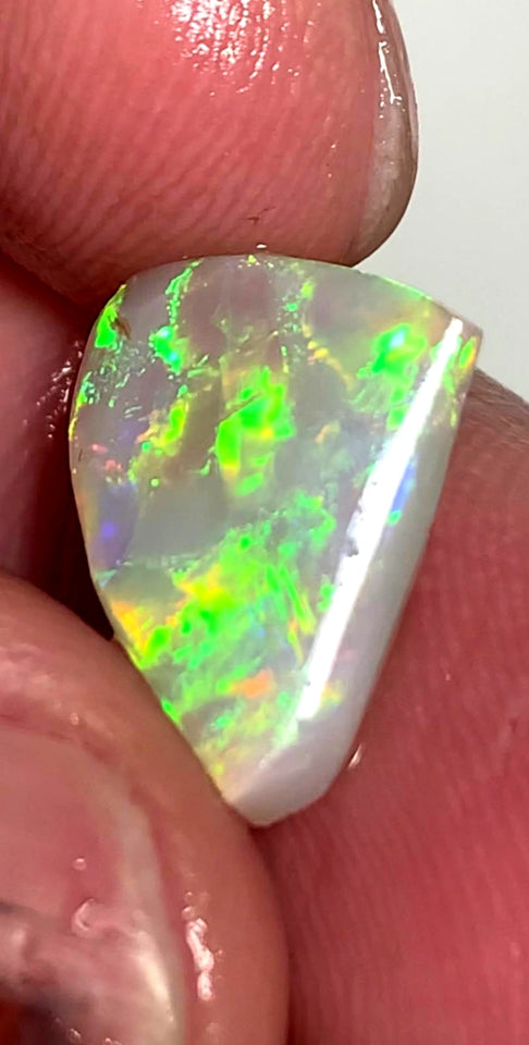 OPAL MONTH SPECIAL Lightning Ridge Rough / Rub /Preform Gem Dark opal Miners Bench® 3.1cts Gorgeous Bright Multifires & Pattern 14x10x3mm WSZ56