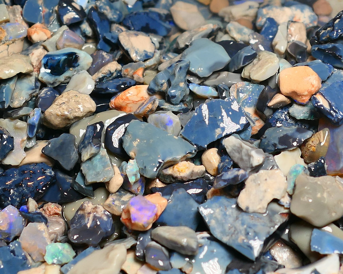 150 cts Random Scoop of Black, Semi Black & Crystal Potch & Colour from Lightning Ridge NSW Australia size range 25mm to chip size
