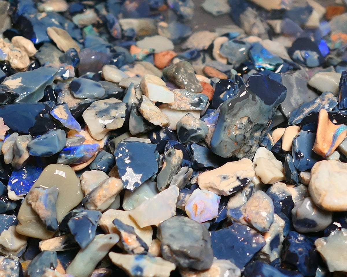 150 cts Random Scoop of Black, Semi Black & Crystal Potch & Colour from Lightning Ridge NSW Australia size range 25mm to chip size