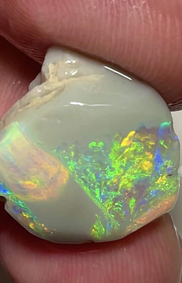Lightning Ridge Rough / Rub Dark base knobby opal Miners Bench® 13.30cts big size Vibrant Bright Gorgeous Multifires 20x18x8mm MFB14