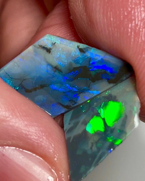 Mintabie Opal Dark Base Seam Rough Rub 5.75cts Bright Blues & Greens 22x11x2mm & 14x12x3mm 1415