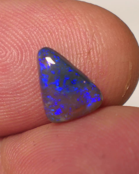 Australian Dark Crystal Opal Gemstone 1.15cts Gem Grade  N5 Body Tone B3 Brightness Stunning Blue fires 8x5x2mm WAC56