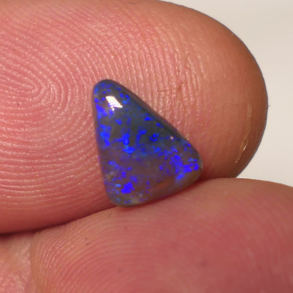 Australian Dark Crystal Opal Gemstone 1.15cts Gem Grade  N5 Body Tone B3 Brightness Stunning Blue fires 8x5x2mm WAC56