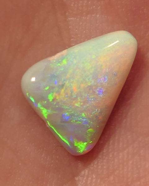 Crystal Opal Gemstone 2.85cts Gem Grade Mulga® N7 Body Tone B2 Brightness Amazing Display of Gorgeous Multifires 13x11x3.5mm WAC72