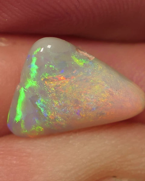 Crystal Opal Gemstone 2.85cts Gem Grade Mulga® N7 Body Tone B2 Brightness Amazing Display of Gorgeous Multifires 13x11x3.5mm WAC72