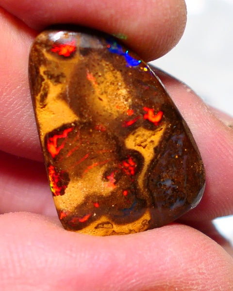 Queensland Boulder Matrix opal RED ALERT SOMETHING IS ON FIRES !!!!!!!! 23.50cts rough rub Koroit gorgeous face with Amazing Red Dominant fires 28x18x5mm BO-014