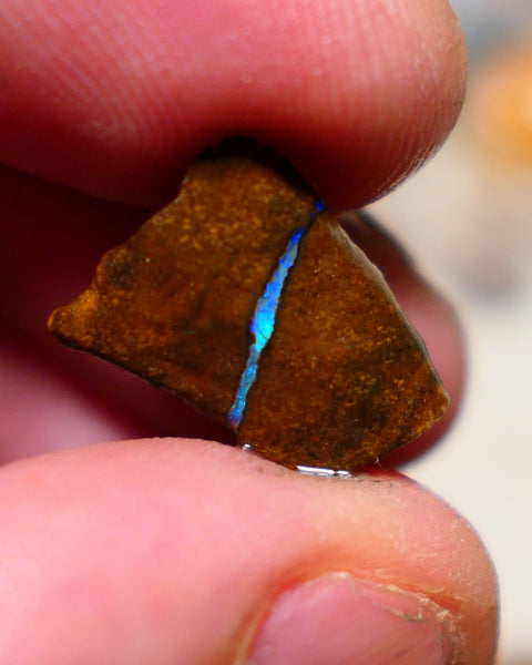 Queensland Boulder Boulder opal 6.40cts rough rub with some nice Gren/Blue fires in the vein 16x12x4.5mm BO-007