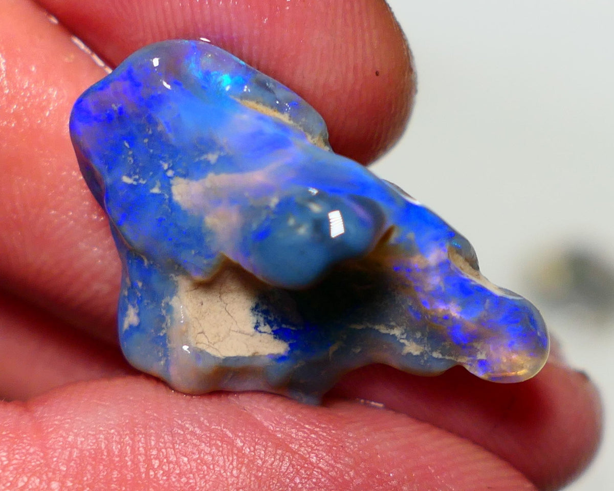 Lightning Ridge Rough Opal 15cts Nice sized Dark Crystal Seam Gorgeous Bright fires in bar to carve or cut 29x19x8mm 1315