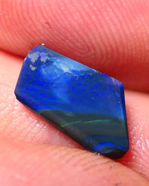 Mulga® Green/Blue dominant fires on Black Opal Rough Rub Miners Bench® 1.95cts Gorgeous face 12x7x2mm NS167