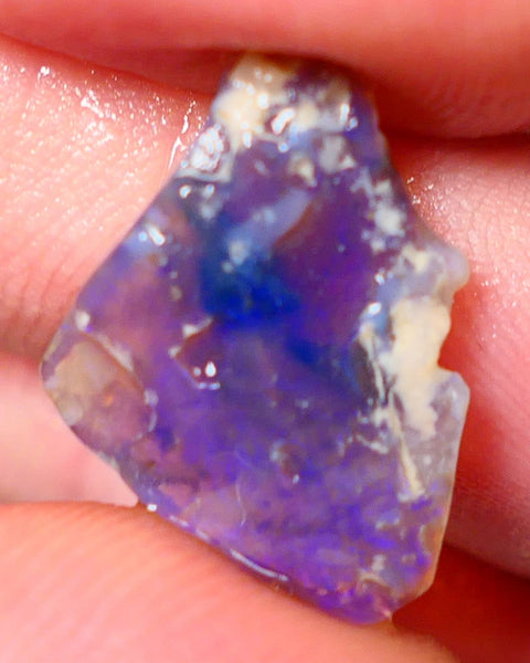 Mulga Rough Opal Gamble 3.50cts Dark Crystal Base Seam Blue fires to Cut / carve & polish 19x12x2mm Auction NS126