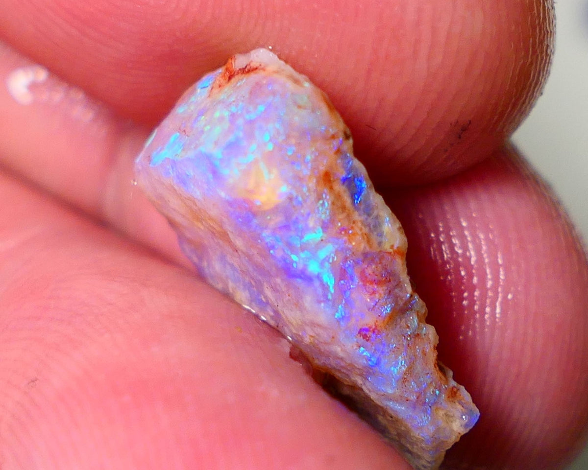 Coober Pedy Rough Opal 7.50cts Crystal/Light Seam showing nice Blue/Green Colours in flat bar 19x14x5mm NS199