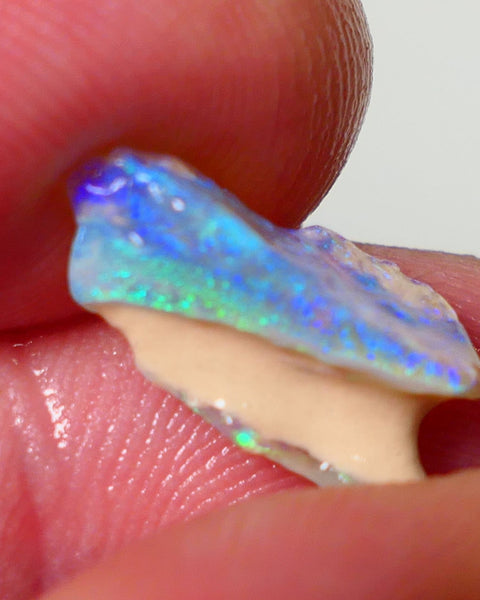 Small Candy to Cut Crystal on dark base seam formation 3.50cts Exotic bar with Bright fires 17x7x6mm NS176