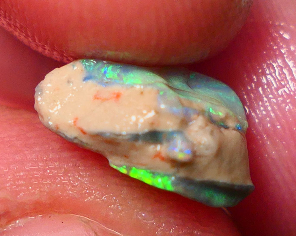 Lightning Ridge Rough Untouched Crystal Seam opal formation 2.95cts Gorgeous Green/Yellow Dominant M.Fires showing 11x8x6mm RL003