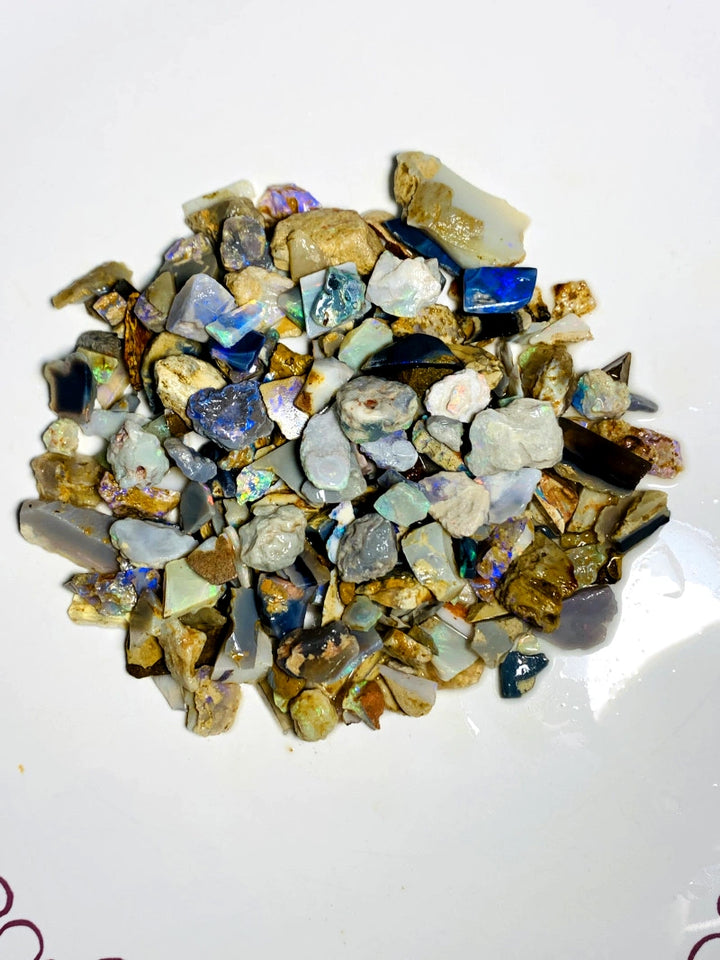 Mixed Field Opal Rough n Rub Parcel Mixed material From the Miners Cutting room 420cts Lots fires / Multifires 25x14x8mm to 3x2x1mm WAA95