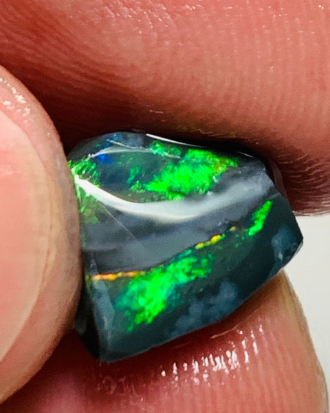 Australian Black Opal High Grade Rough / Rub / Preform N2 Bodytone 3.6cts Highly Bright Multifires & multi zones of colour 10x9x4mm WSM67
