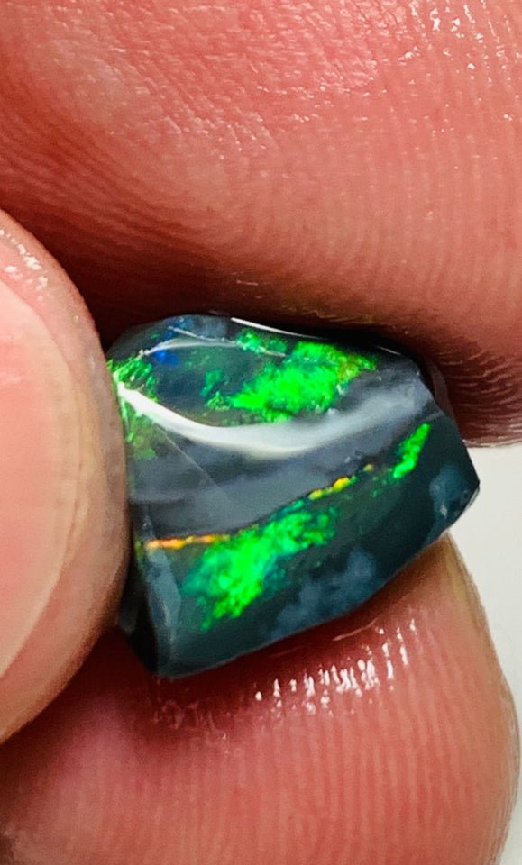 Australian Black Opal High Grade Rough / Rub / Preform N2 Bodytone 3.6cts Highly Bright Multifires & multi zones of colour 10x9x4mm WSM67