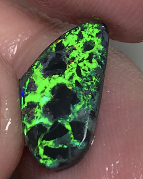 Australian Opal Rough Rub prefrom Gem Grade N3 Black Opal Miners Bench® Snake Skin 2.9cts Lots of Lovely Sharp bright green fires 15x8x3mm WSN42