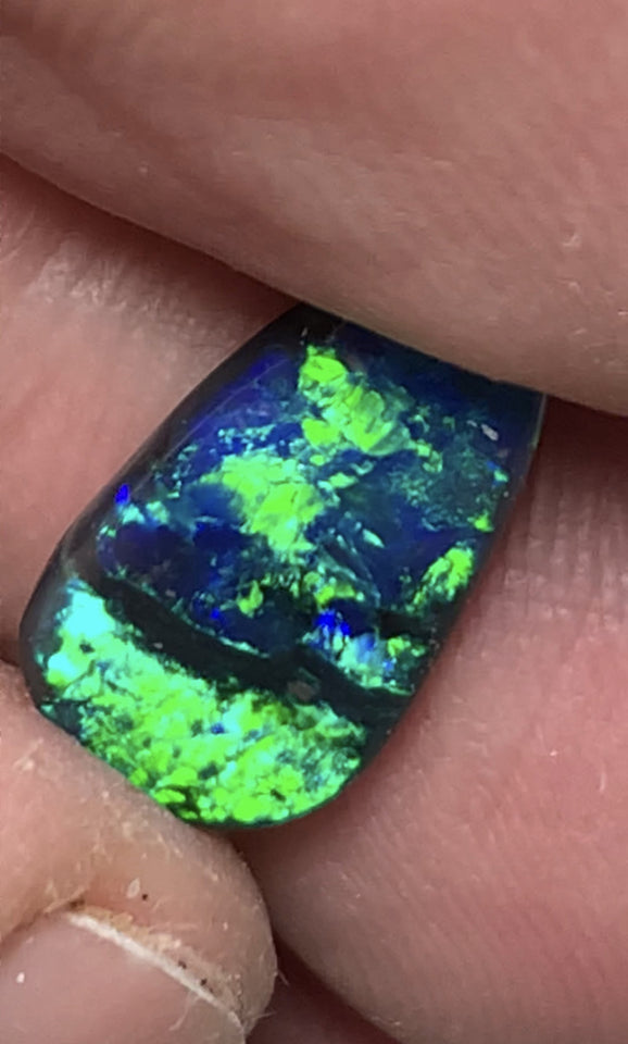 Australian Black Opal Gemstone 2.2cts Gem Grade Mulga® Field N1 Body Tone B2 Brightness Stunning Multifires 14x8x2mm WSM106