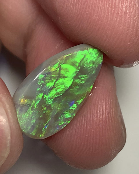Australian Rough / Rub Dark Crystal opal 4.6cts Stunning Big Clean Bright Mostly Green fires 19x12x3mm WSM84