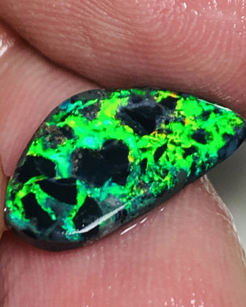 Australian Opal Rough Rub prefrom Gem Grade N3 Black Opal Miners Bench® Snake Skin 2.9cts Lots of Lovely Sharp bright green fires 15x8x3mm WSN42