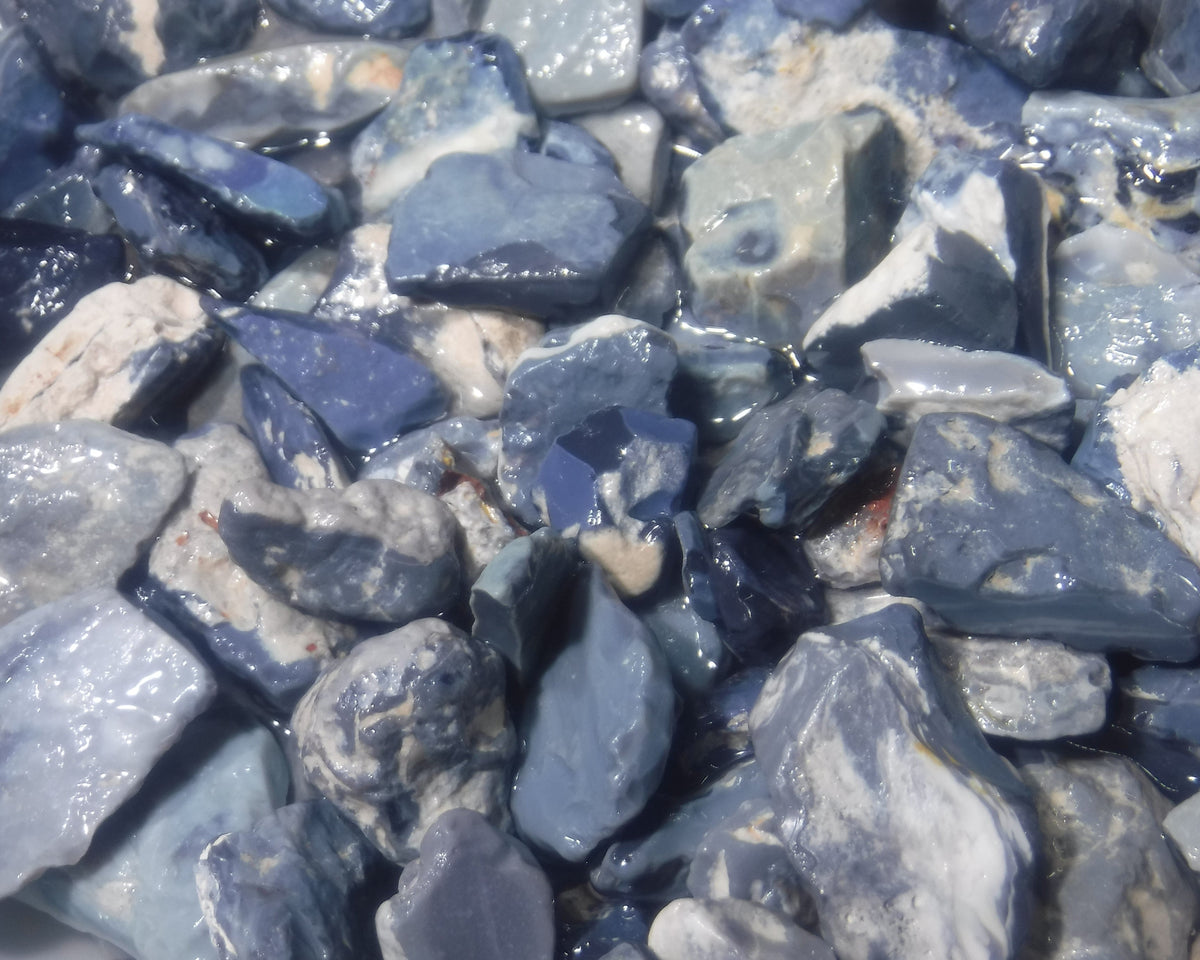 400 cts Random Scoop of Black Semi Black & Crystal Potch from Lightning Ridge NSW Australia size range 15mm to Chip size